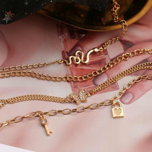 Fashion 4pcs/set Bohemian Snake Pendant Anklets Set for Women Key Lock Butterfly Pendant Multi-layer Anklet Foot Ankle