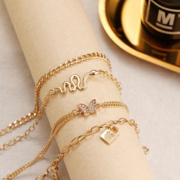 Fashion 4pcs/set Bohemian Snake Pendant Anklets Set for Women Key Lock Butterfly Pendant Multi-layer Anklet Foot Ankle