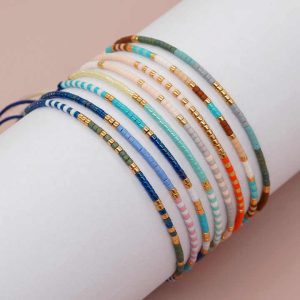 Colorful Handmade Beaded Bracelet for Women Fashion Tiny Seed Beads Adjustable Woven Bracelet Boho Style Minimalist Jewelry