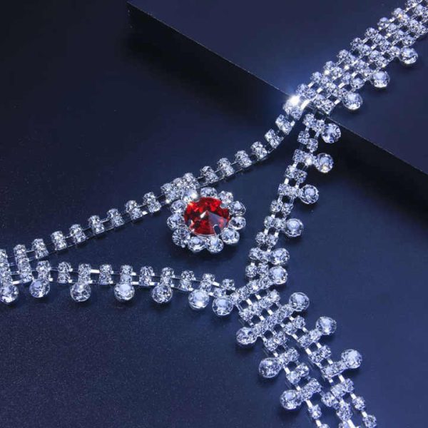 2024 New Boyi Dainty Fashion Sparkling Rhinestone T Shape Body Chain Body Accessories Glittering Crystal Diamond Belly Waist