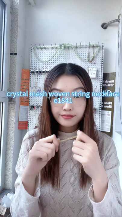 Elegant Zircon Crystal Body Chain with Micro Insert Design Adjustable Waist Chain for Women Sexy Party Jewelry