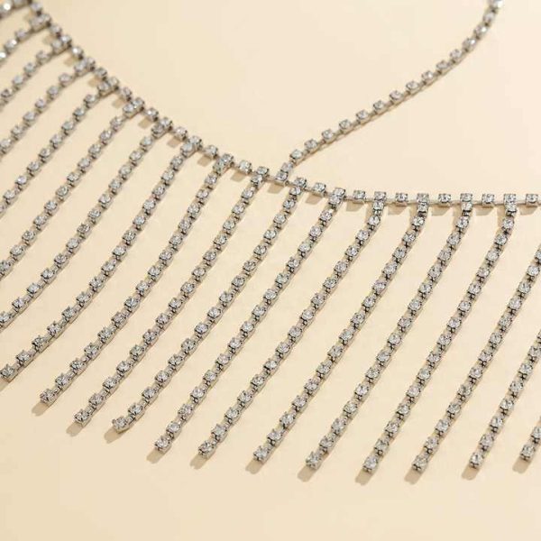 2024 New Wholesale Sexy Bikini Body Chain Jewelry Luxury Body Jewelry Fashion Metal Tassels studded Chest Chain.