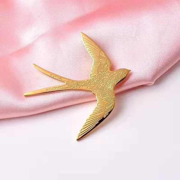 Trendy Gold and Silver Metal Animal Brooch Little Swallow Shaped Bling for Men and Women for Weddings Mainly Made of Alloy