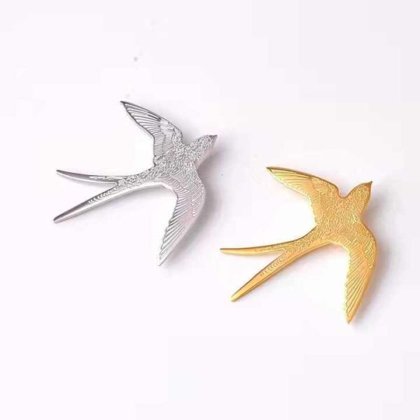 Trendy Gold and Silver Metal Animal Brooch Little Swallow Shaped Bling for Men and Women for Weddings Mainly Made of Alloy