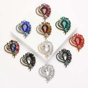Elegant Jewelry Gift Brooches Women Rhinestone Brooch Lapel Pin Decoration Badge for Women Wedding Clothes Accessory