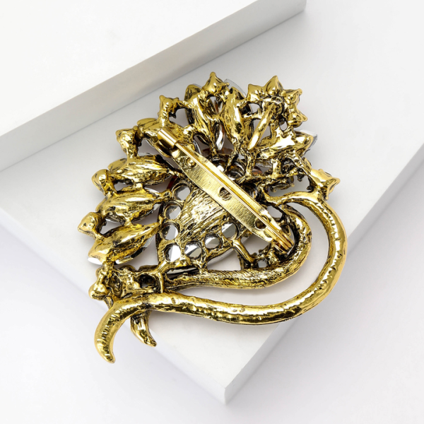 Elegant Jewelry Gift Brooches Women Rhinestone Brooch Lapel Pin Decoration Badge for Women Wedding Clothes Accessory