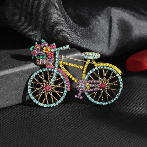 Latest Fashion Bicycle Shape Flower Lapel Broches Pins Rhinestone Brooch Crystal Custom Kerongsang Brooches