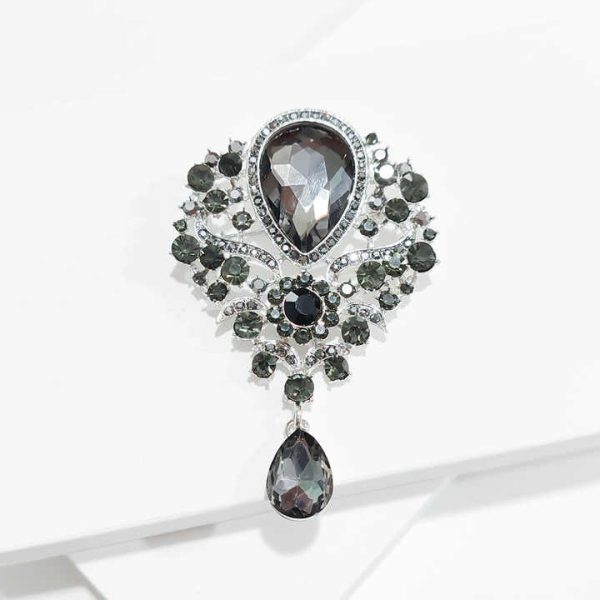 Fashion Exquisite Zircon Brooch Sparkle Rhinestone Charming Brooch Flower Bouquet Women's Brooch Fashion Pin Accessories