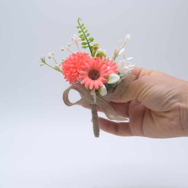Daisy Simulation Flower Brooches for Wedding and Engagement Corsage Decor for Bridal and Bridegroom