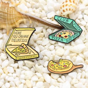 Wholesale Trendy Cartoon Food Elements Delicious Smiling Face Pizza Brooch Trendy Clothing Badge Accessories