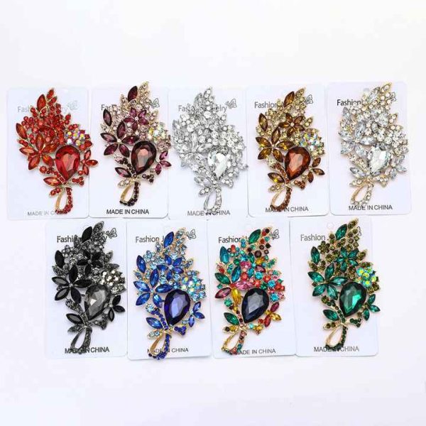 Luxury Full Rhinestone Alloy Brooch Pin Large Vintage Exquisite Brooch for Children and Unisex for Wedding Bridal
