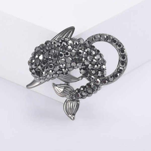 New Men and Women Fashion Cute Rhinestone Dolphin Brooch Stylish Accessories for Clothing
