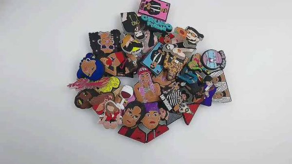 Custom Logo Brooch Hard Enamel Pin Metal Alloy Unisex Jewelry for Engagement Wedding Party Gift Souvenir