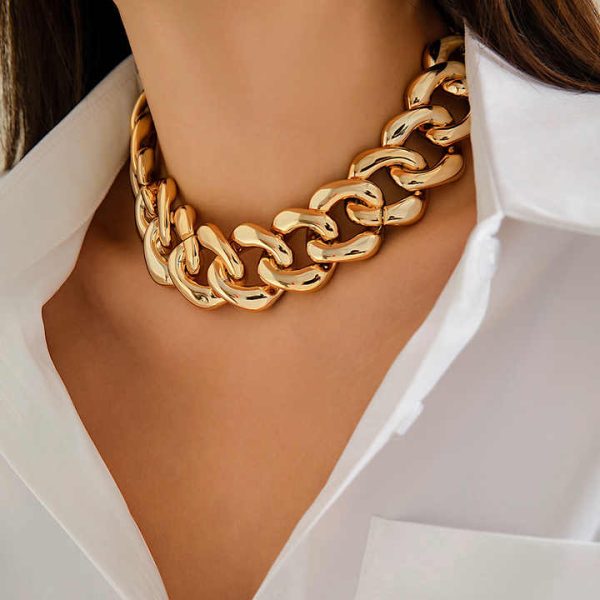 Fashion Punk Style Trendy Hip Hop Thick Chain Necklace Exaggerated Geometric Buckle Simple Necklace Jewelry for Women and Men