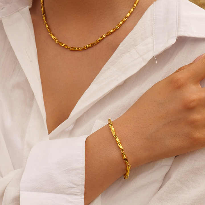 Jewelry Minimalist Necklaces Women Gold Plated Necklace Stainless Steel Necklace Chain