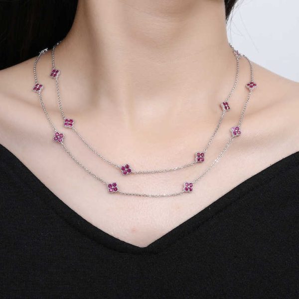 Factory Wholesale Support Customized Fashion Jewelry Popular Women's Styles Stacked Long Sweaters Chains Clover Necklaces