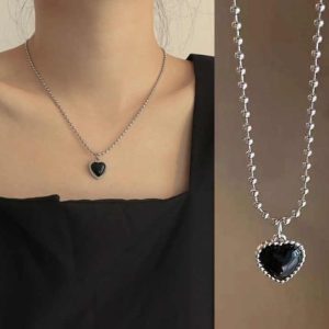 Trendy Geometric Alloy Love Pendant Necklace, Adjustable Silver Collarbone Chain Choker Jewelry for Women