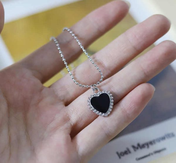 Fashion Black Love Pendant Necklace Female Simple Personality Girls Collarbone Chain Choker Jewelry Wholesale