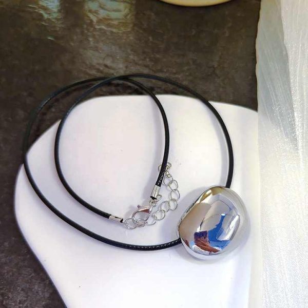 Fashionable Collarbone Chain Three-Dimensional Irregular and Cool Style Necklace Stainless Steel Women's Necklace