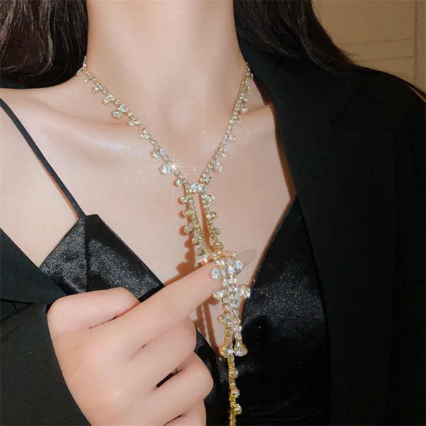 Pretty Woman Fashion Long Chain Necklace Wedding Party Wear Accessories Diamond Necklace for Girls