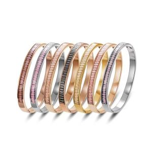 Hot Selling Titanium Steel Ins Style Bracelet for Women Ladies Rose Gold Wedding Party Gift Wholesale