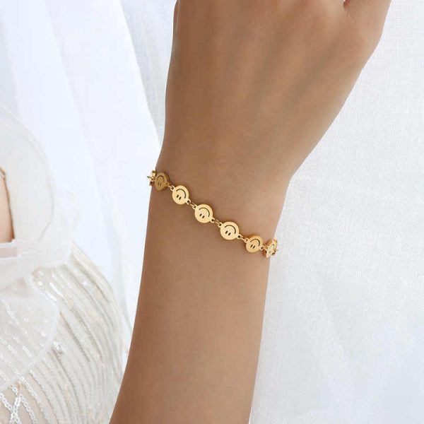 Simple Fashion Charm Bracelet for Female Students Best Friend Titanium Steel Material Smiling Face Design