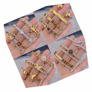 Luxury 18k Gold Plated Stainless Steel Zircon Butterfly Charm Bracelet for Anniversary Unisex Jewelry Gift