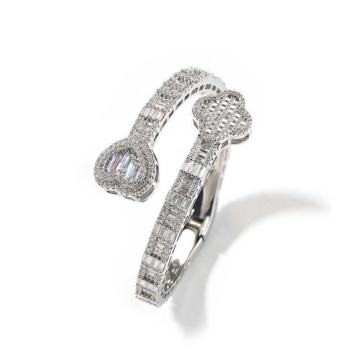 Unique Design Iced Out Four Leaf Clover Bracelet Heart Shape Bangle Hiphop Adjustable Fashion Jewelry Women Man