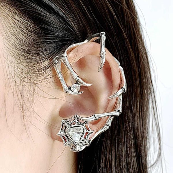 Fashion Punk Dark Ear Cuff Magic Claw Earring Old Personality Exaggerated Cool Earrings for Women