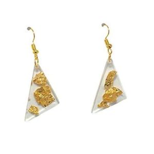 Antique Resin Earring Golden Shade Design for Ear Ware Jewelry Modern Look Fashionable Jewelry Latest Resin Earring