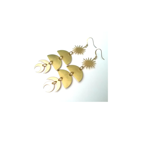 Unique Brass Earring for Party Ware Items and Gift Jewlery Round Shape Design Piece with Shot Dress Use