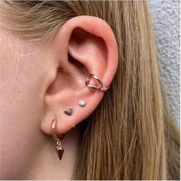 2025 Fashion Jewelry Multi Layer Winding Cross Ear Buckle Female Metal Sense Coil Stainless Steel Gold Plated Ear Buckle Earring