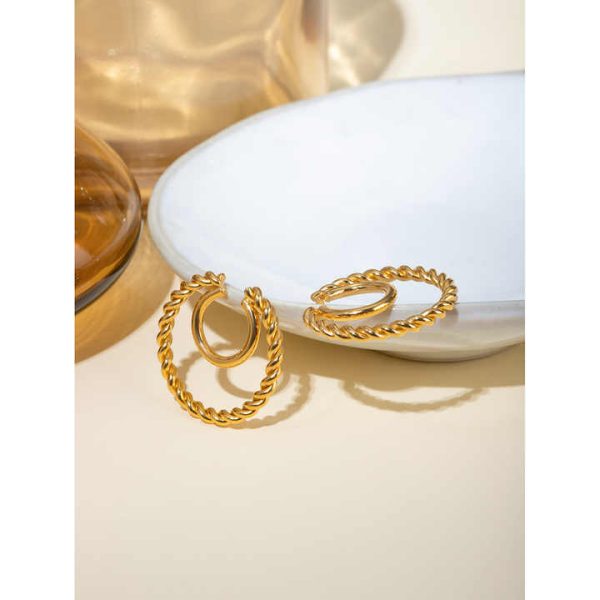 Minimalist Non Piercing Earrings Wholesale Double Twisted C Ear Clips Stainless Steel Fashion Dainty Ear Cuff Earrings