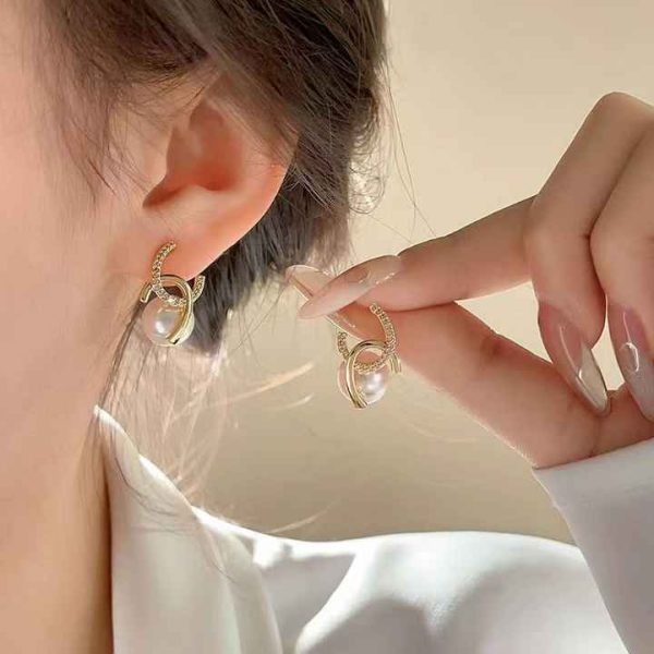 New French Elegant Gold Color Bean Spliced Flat Pearl Earrings for Korean Fashion Jewelry Party Women's Sweet Accessories