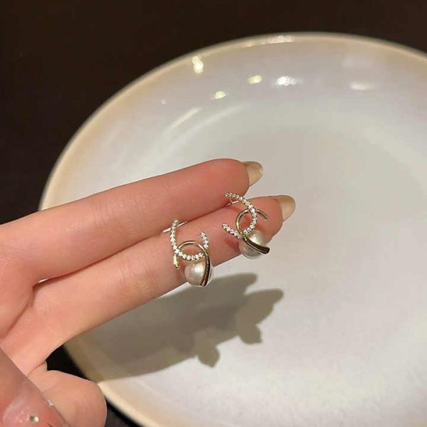 New French Elegant Gold Color Bean Spliced Flat Pearl Earrings for Korean Fashion Jewelry Party Women's Sweet Accessories