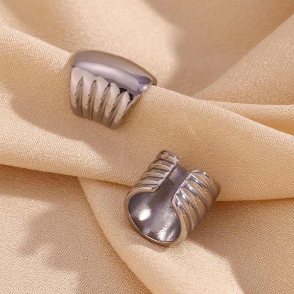 Guarantee Exaggerated Fashion Ear Cuff 18K Gold Plated Jewelry Tarnish Free Jewelry 316L Stainless Steel Earrings