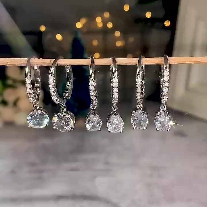 Classic Waterdrop Crystal Rhinestone Earrings for Women - Teardrop Copper Pendant Earrings, Versatile Gift for Party Wedding Anniversary