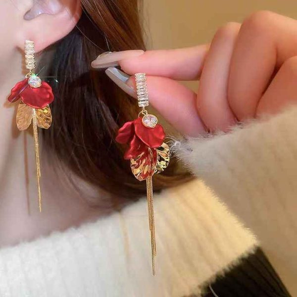 AA08572 Red Female Fashion Earrings Sensitivity Studs Celeb Style Wedding Drop Earrings