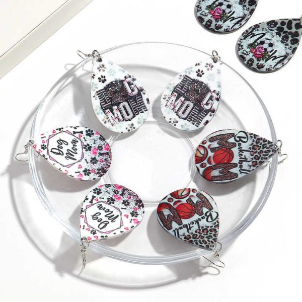 The Latest Retro Style Mother's Day Theme Gift Trend Ball Fashion DOG MOM Drop Pendant Earrings for Ladies