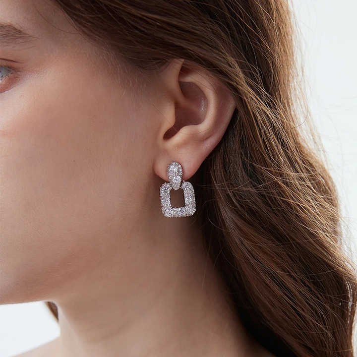 Jewelry 2024 New Luxury and Fashionable Square Earrings Personalized and Versatile Elegant Square Earrings Fashion Jewelry