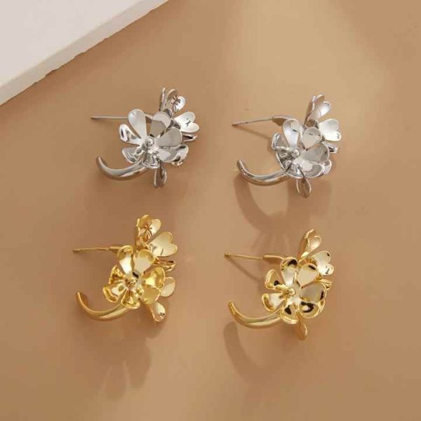 Gold Plated Copper Punk Flower Drop Earrings for Women – Handmade C-Shaped Stud Jewelry Gift