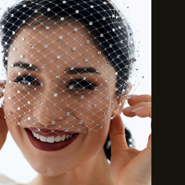 Women's Boho Bridal Rhinestone Wedding Headpiece Forehead Chain Hair Jewelry with Crestyltassal Packaging for Party Gift