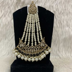 Luxury Exclusive Designer Pearl Paasa Maangtika Trendy Indian Side Forehead Jewelry Set for Women for Weddings Special Occasions