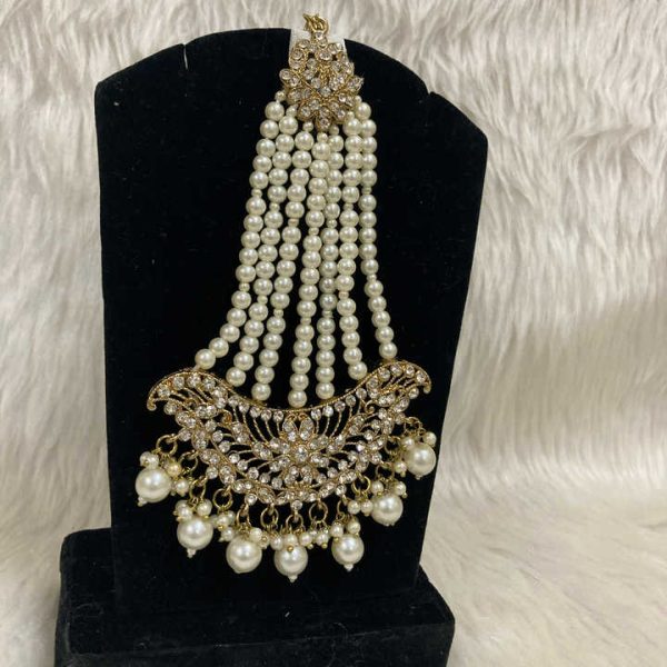 Luxury Exclusive Designer Fashion Pearl Paasa Maangtika for Forehead Trendy Fashion Jewelry for Forehead Women's Set for Indian