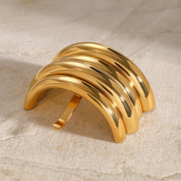 Wholesale Gold Leaf Resin Hair Clips for Women and Girls No Bend No Crease Korean Styling Makeup Claw for Weddings