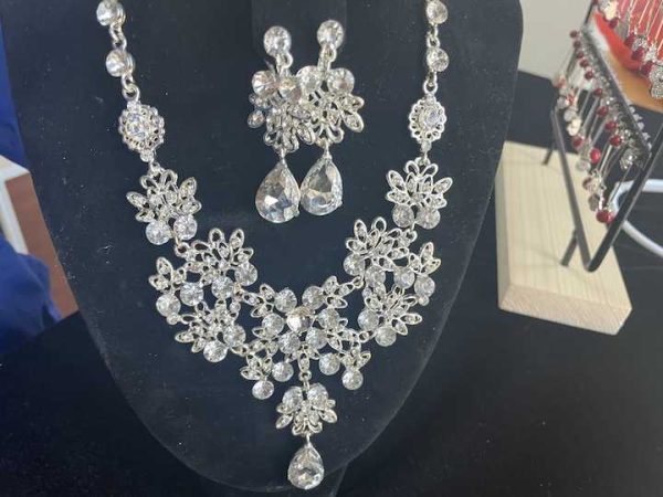 New High Quality Cheap Wholesale Wedding Jewelry Bridal Necklace Luxury Gift Necklace and Earrings Fashion Jewelry Sets