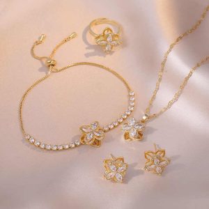 Hot Selling Four Leaf Flower Set with Zircon Pendant Earrings and Rings Fashionable Jewelry Set