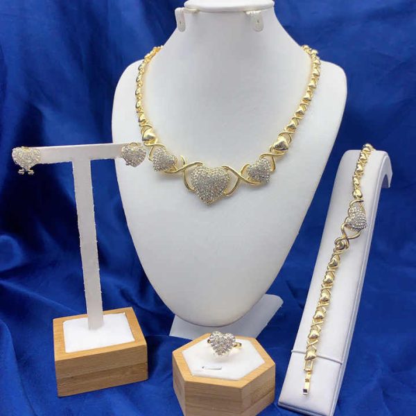 Luxurious Gold Tone Heart Shaped Cubic Zirconia Jewelry Set Trendy Necklace Bracelet Earrings and Ring Set