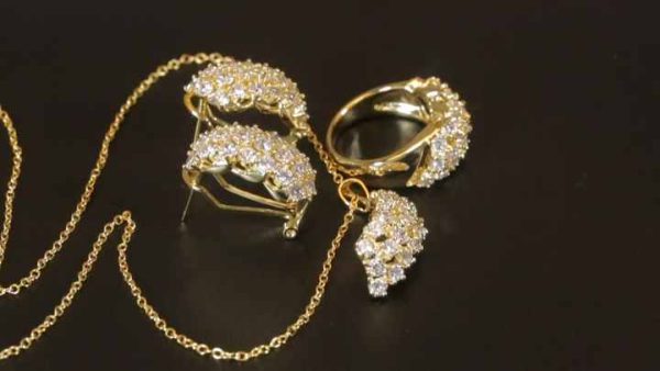 Elegant Brass Opal Jewelry Set for Women - Necklace Earrings and Ring