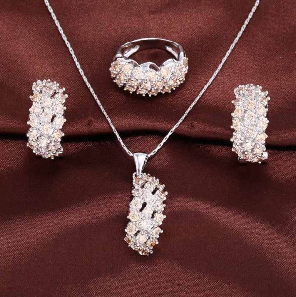 Classic Style Jewelry Set Dubai Earring Ring Necklace Jewelry Set